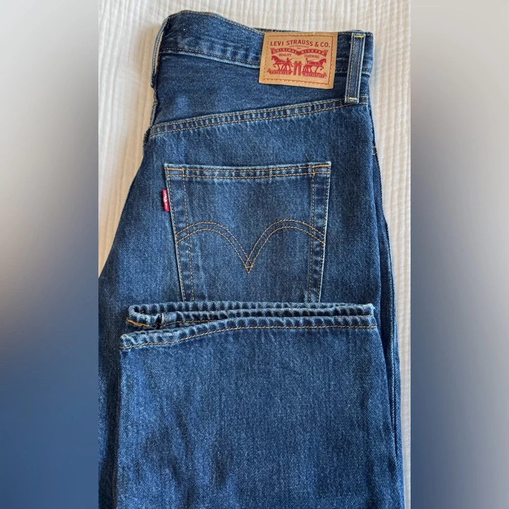 🌸Levi’s Ribcage straight - Picture 6 of 10